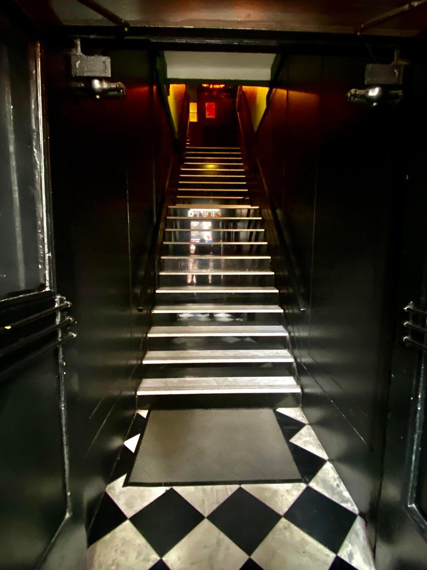 The Nolita Express Hostel New York Exterior foto